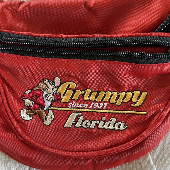 Disney Grumpy Fanny Pack - Picture 4 of 7